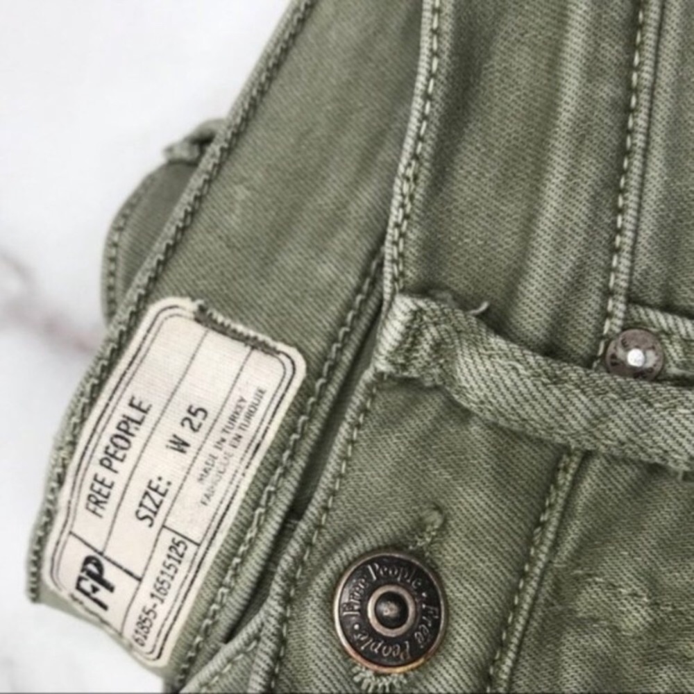 Free People Green Skinny Jeans Size 25 Distressed